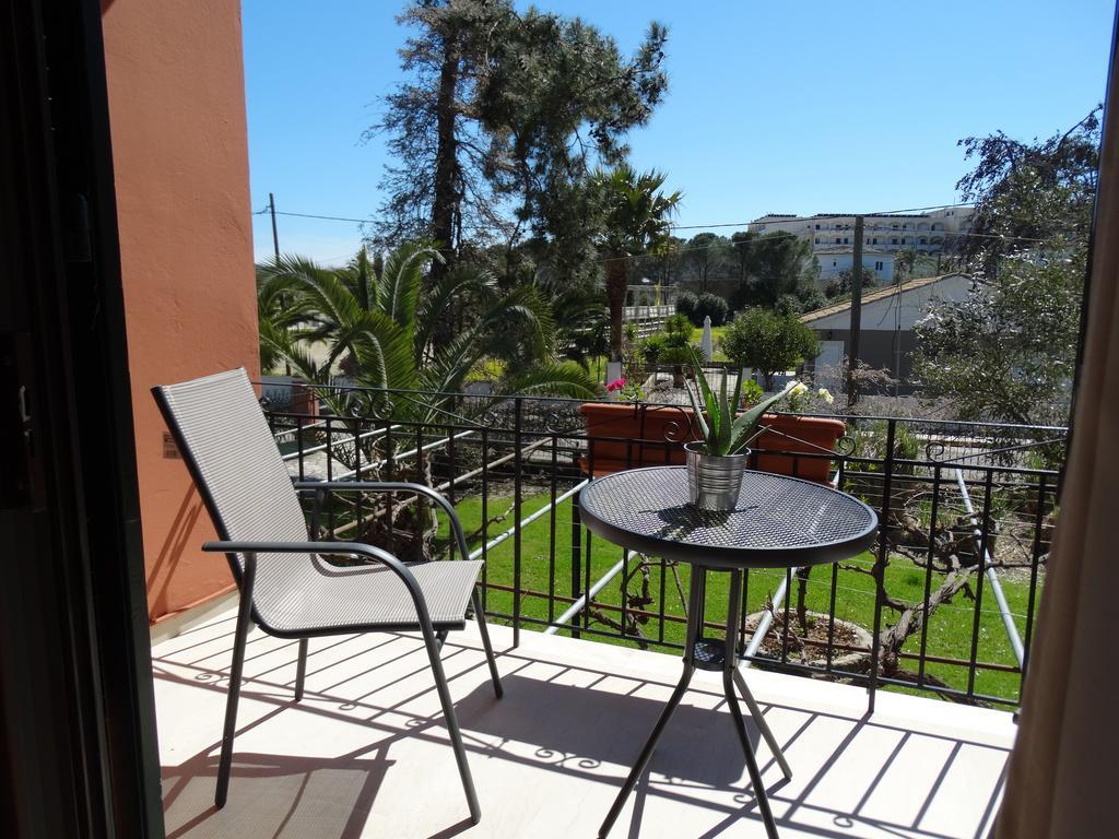 Dassia Beach Pension Oda fotoğraf
